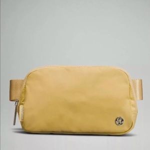 Lululemon Golden Sand Everywhere Belt Bag